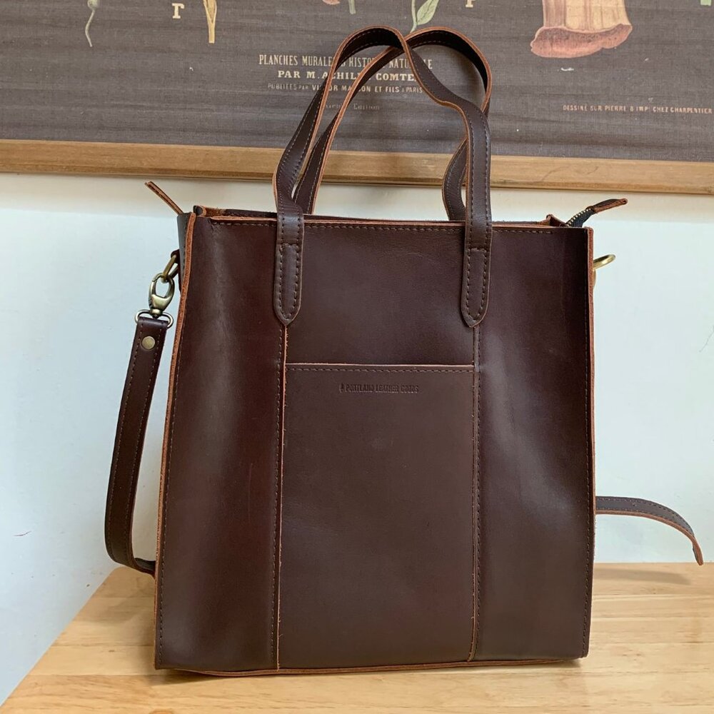 NWOT Portland Leather Large Lola Zipper Crossbody Tote in Grizzly